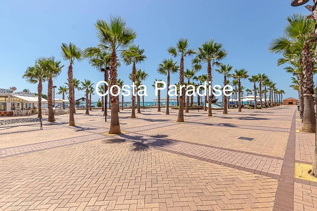 Costa Paradise - Beachfront Apartment Fuengirola